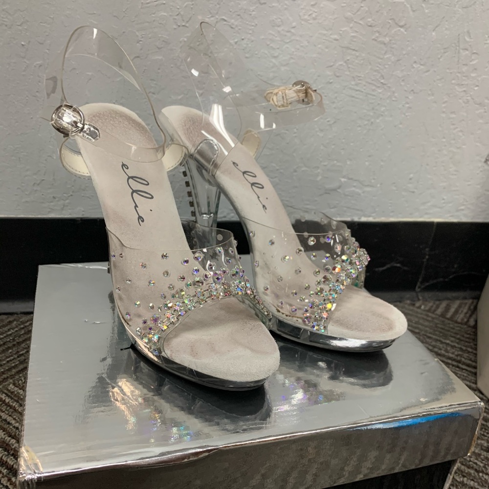 ELLIE Bikini Heels size 8